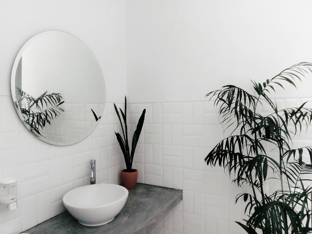 make-up mirror