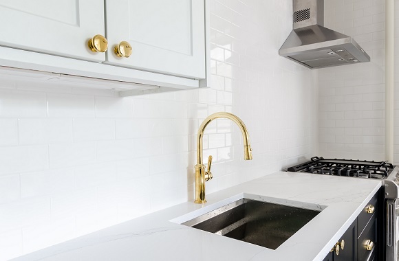 How does the electric faucet work?